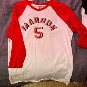 Maroon 5 3/4 long sleeve T-shirt